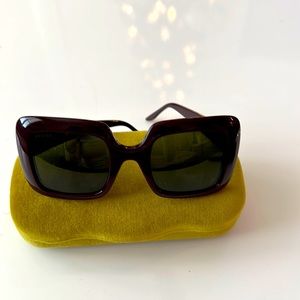 Authentic Gucci sunglasses, comes with original case